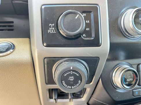 Used 2019 Ford F150 Lariat w/ Equipment Group 502A Luxury image 22