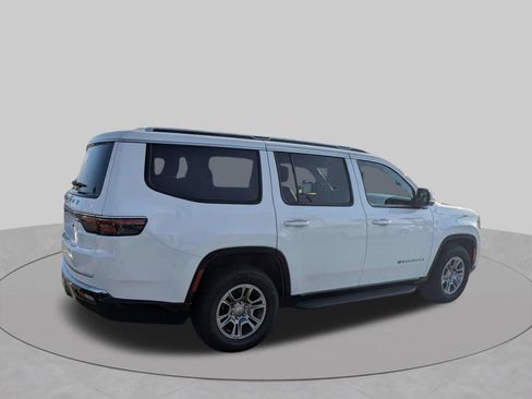Used 2023 Jeep Wagoneer 4WD w/ Convenience Group I image 4