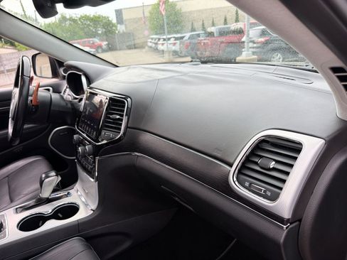 Used 2020 Jeep Grand Cherokee Summit AWD/4WD image 21