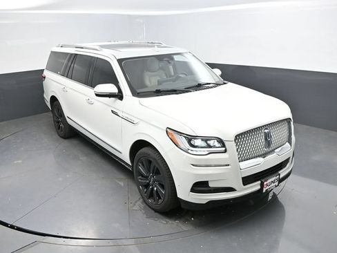 Used 2024 Lincoln Navigator L Reserve w/ Equipment Group 201A AWD/4WD image 43