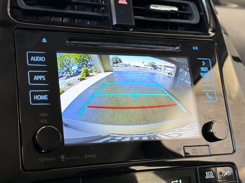 Used 2017 Toyota Prius Prime Plus FWD image 21