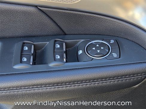 Used 2018 Ford Explorer XLT w/ Equipment Group 202A image 23