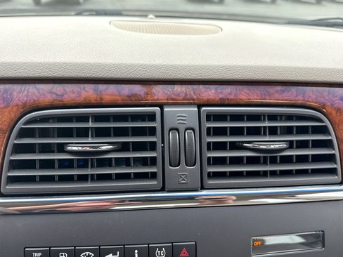 Used 2005 Buick LaCrosse CXL w/ Gold Convenience Package image 28