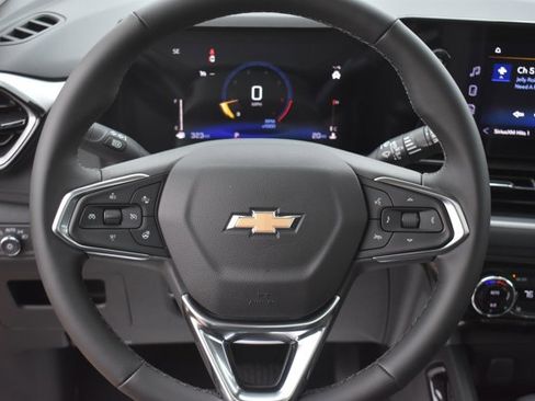 New 2026 Chevrolet TrailBlazer LT w/ Convenience Package FWD image 21