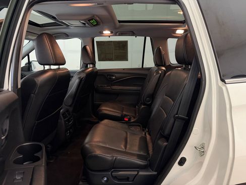 Used 2017 Honda Pilot Elite image 14
