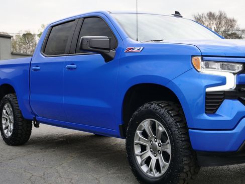 Used 2025 Chevrolet Silverado 1500 RST AWD/4WD image 38
