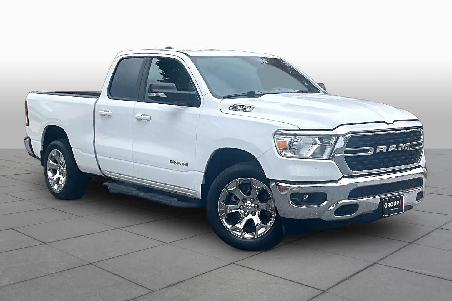 Used 2022 RAM 1500 Big Horn AWD/4WD image 3