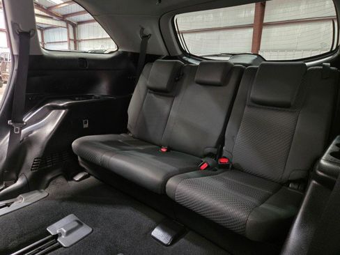 Used 2019 Toyota Highlander LE image 68