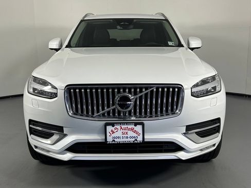 Used 2024 Volvo XC90 B6 Ultimate AWD/4WD image 2