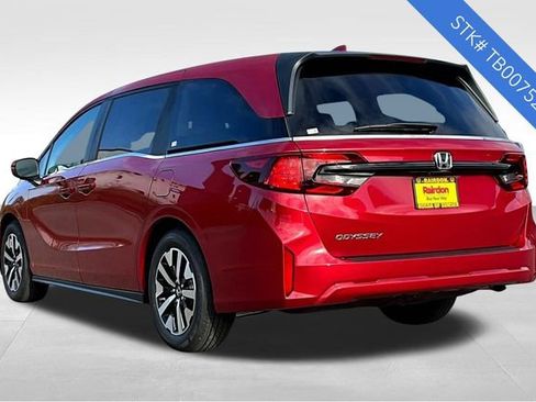 New 2026 Honda Odyssey EX-L image 3
