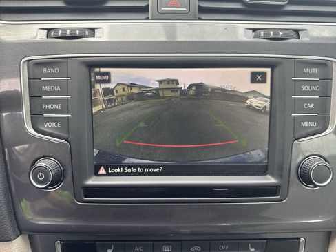 Used 2017 Volkswagen Golf Alltrack S AWD/4WD image 19