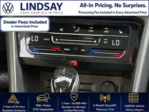 Used 2025 Volkswagen Taos SE w/ Panoramic Sunroof Package AWD/4WD image 17