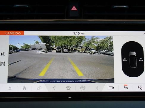 Used 2020 Land Rover Range Rover Evoque First Edition AWD/4WD image 32