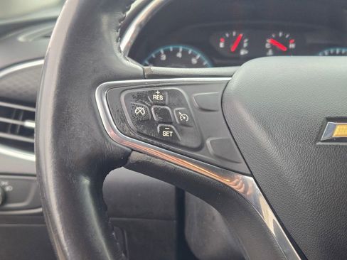 Used 2016 Chevrolet Malibu LT image 34