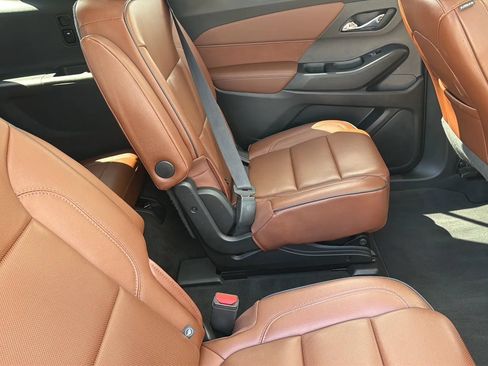 Used 2018 Chevrolet Traverse High Country AWD/4WD image 60