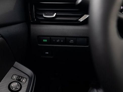 New 2025 Nissan Sentra SV w/ All-Weather Package image 13