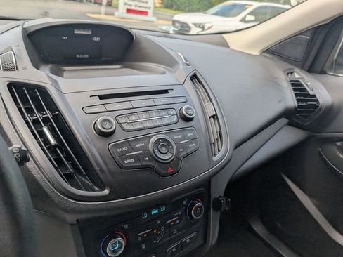Used 2017 Ford Escape SE AWD/4WD image 20