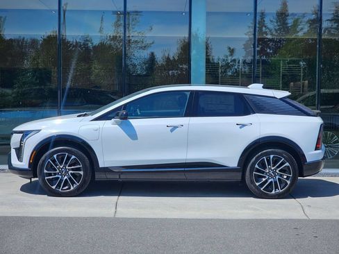 New 2026 Cadillac Optiq Sport 2 AWD/4WD image 2