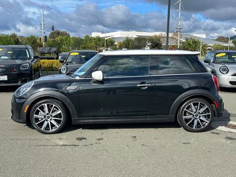 Used 2023 MINI Cooper S w/ Signature Upholstery Package image 2