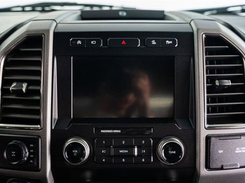 Used 2019 Ford F150 Raptor w/ Equipment Group 802A Luxury image 35