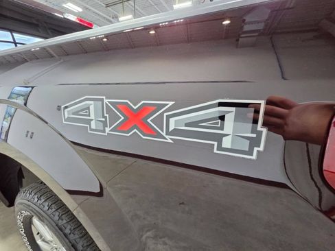 Used 2018 Ford F150 XLT w/ Equipment Group 302A Luxury AWD/4WD image 11