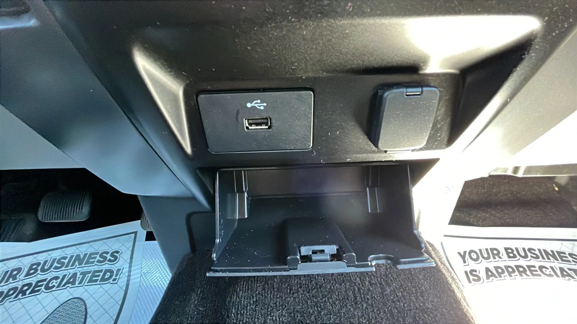Used 2017 Ford F150 XLT w/ XTR Package AWD/4WD image 31