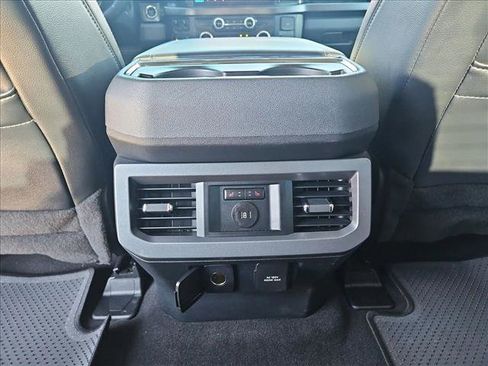 Certified 2024 Ford F250 Lariat w/ Lariat Ultimate Package image 18