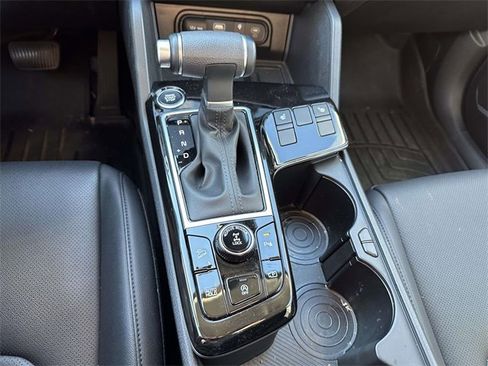 Used 2024 Kia Sportage EX image 13