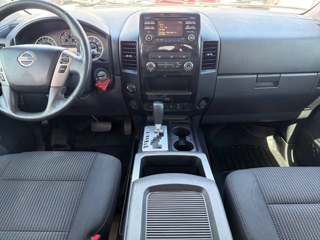 Used 2014 Nissan Titan SV w/ SV Value Truck Package AWD/4WD image 9