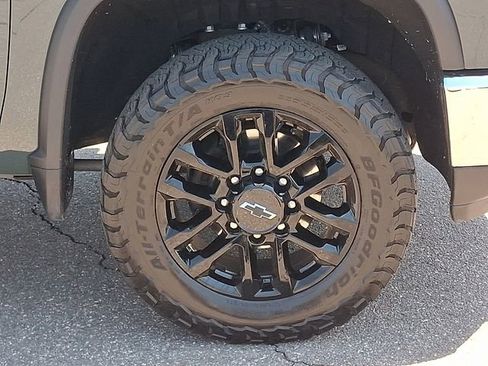 Used 2025 Chevrolet Silverado 2500 LT w/ All Star Edition image 30