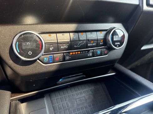 Used 2020 Ford Expedition King Ranch AWD/4WD image 40