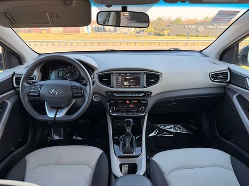 Used 2019 Hyundai Ioniq Blue image 30