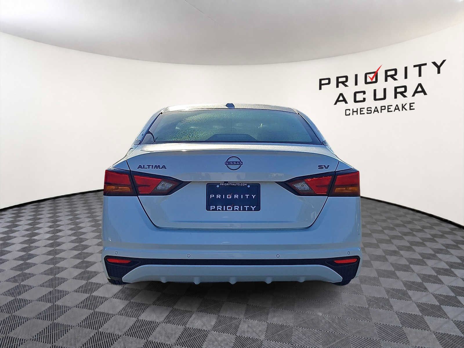 Used 2024 Nissan Altima 2.5 SV FWD image 5