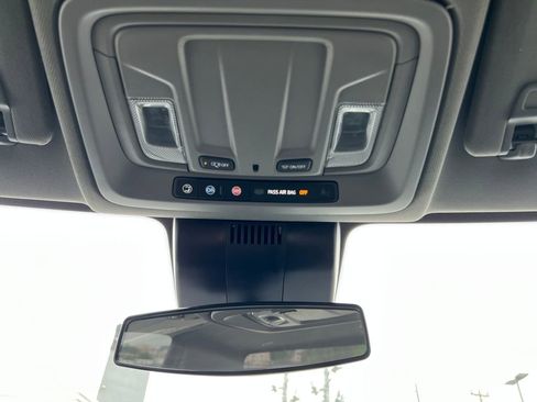Used 2025 Chevrolet Silverado 1500 W/T RWD image 14