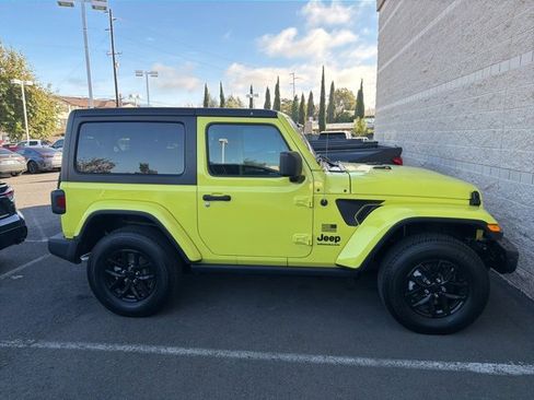 Used 2023 Jeep Wrangler Sport S image 4