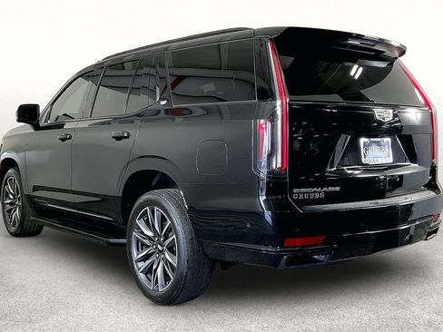 Used 2023 Cadillac Escalade Sport AWD/4WD image 16