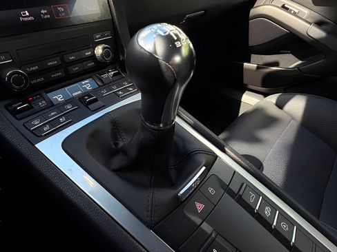 Certified 2024 Porsche 718 Cayman RWD image 19