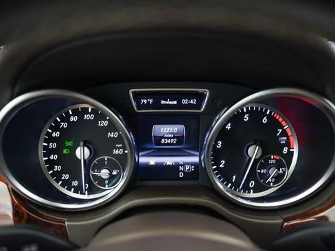 Used 2013 Mercedes-Benz GL 450 4MATIC image 8