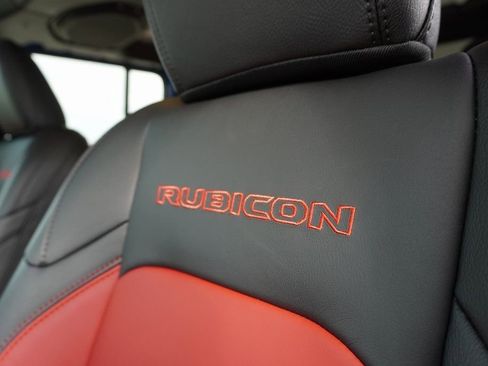 Used 2023 Jeep Wrangler Unlimited Rubicon 4xe image 13