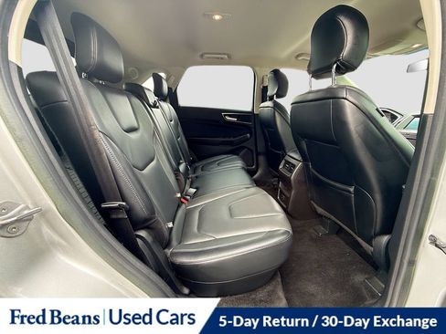 Used 2018 Ford Edge Titanium AWD/4WD image 34