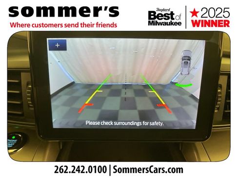 Used 2021 Ford Explorer XLT w/ Class III Trailer Tow Package AWD/4WD image 17