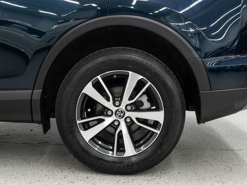Used 2017 Toyota RAV4 XLE w/ All Weather Liner Package AWD/4WD image 29