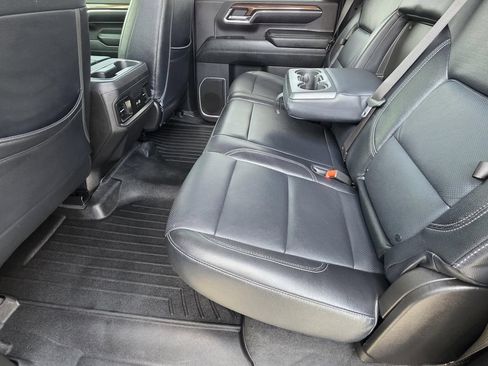 Used 2024 Chevrolet Silverado 2500 LT w/ Z71 Sport Edition AWD/4WD image 7