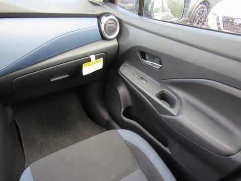 Certified 2025 Nissan Versa SV image 19