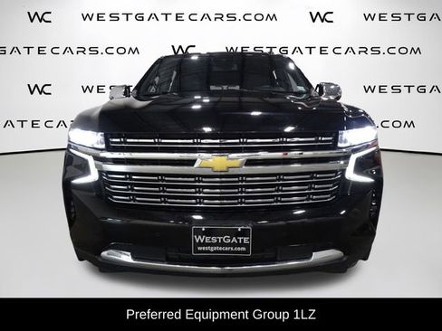 Used 2024 Chevrolet Suburban Premier AWD/4WD image 4