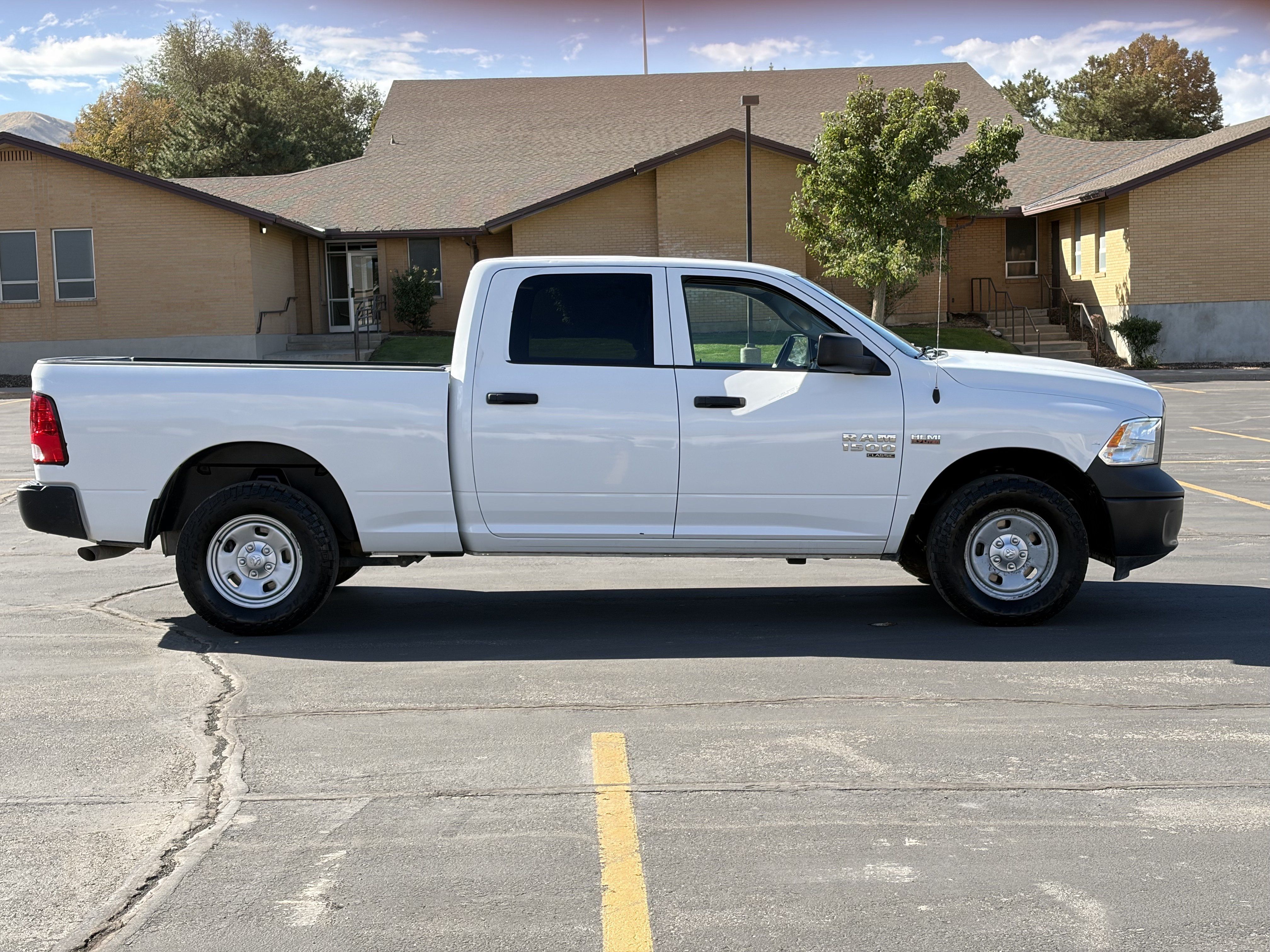Used 2020 RAM 1500 Tradesman AWD/4WD image 7