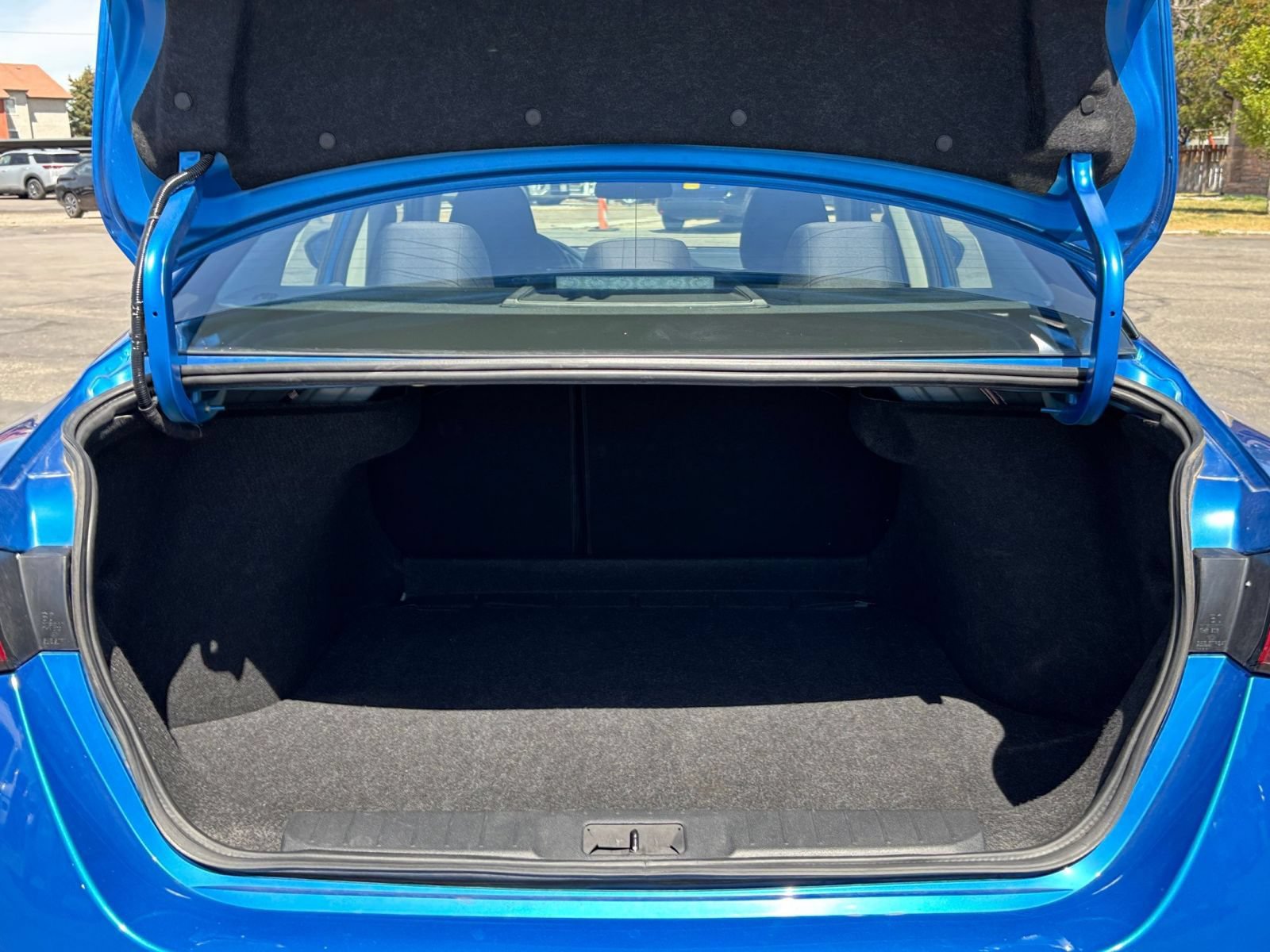Used 2025 Nissan Sentra SV FWD image 29