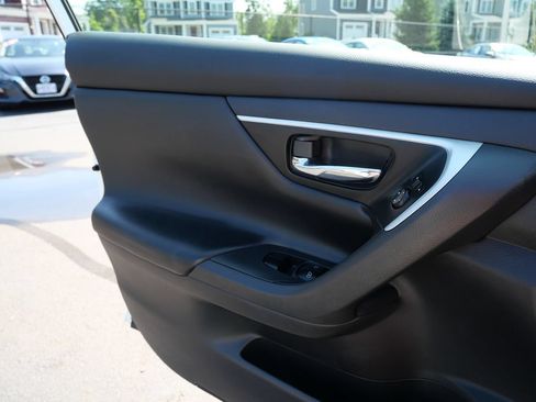 Used 2018 Nissan Altima 2.5 SV w/ 2.5 SV Technology Package FWD image 15