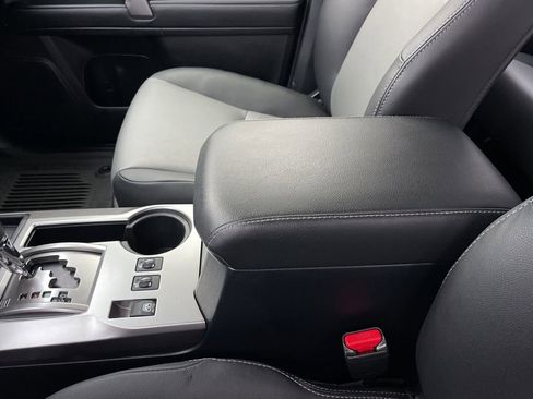 Used 2024 Toyota 4Runner SR5 Premium image 14