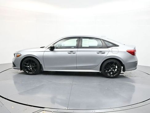 Used 2023 Honda Civic Sport image 8